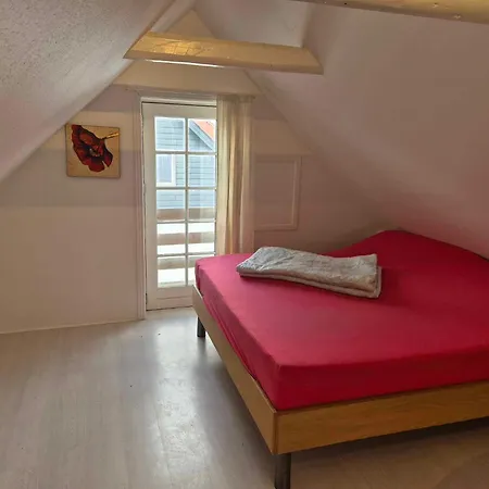 Hus Med 10 Soveplads Struer